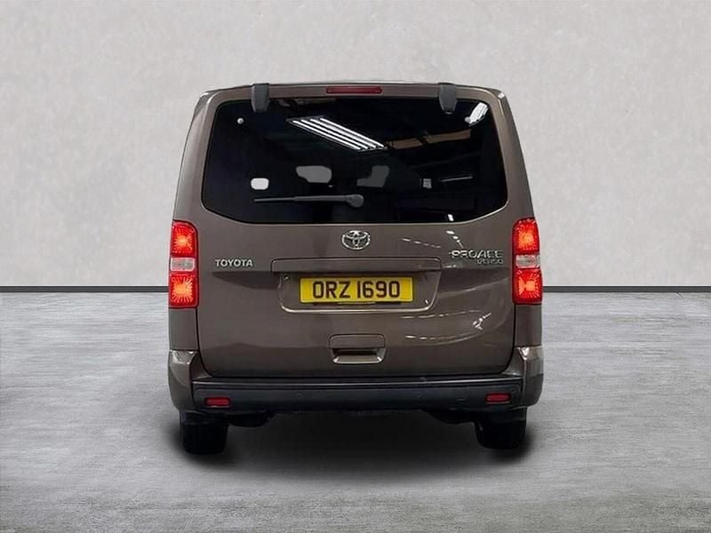 Used Toyota Proace Verso City 180 HP (132 kW) 2019 Grey MPV