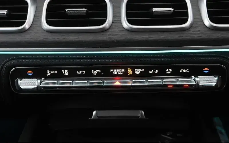 Used Mercedes GLE300 AMG line 272 HP (200 kW) 2022 Blue SUV