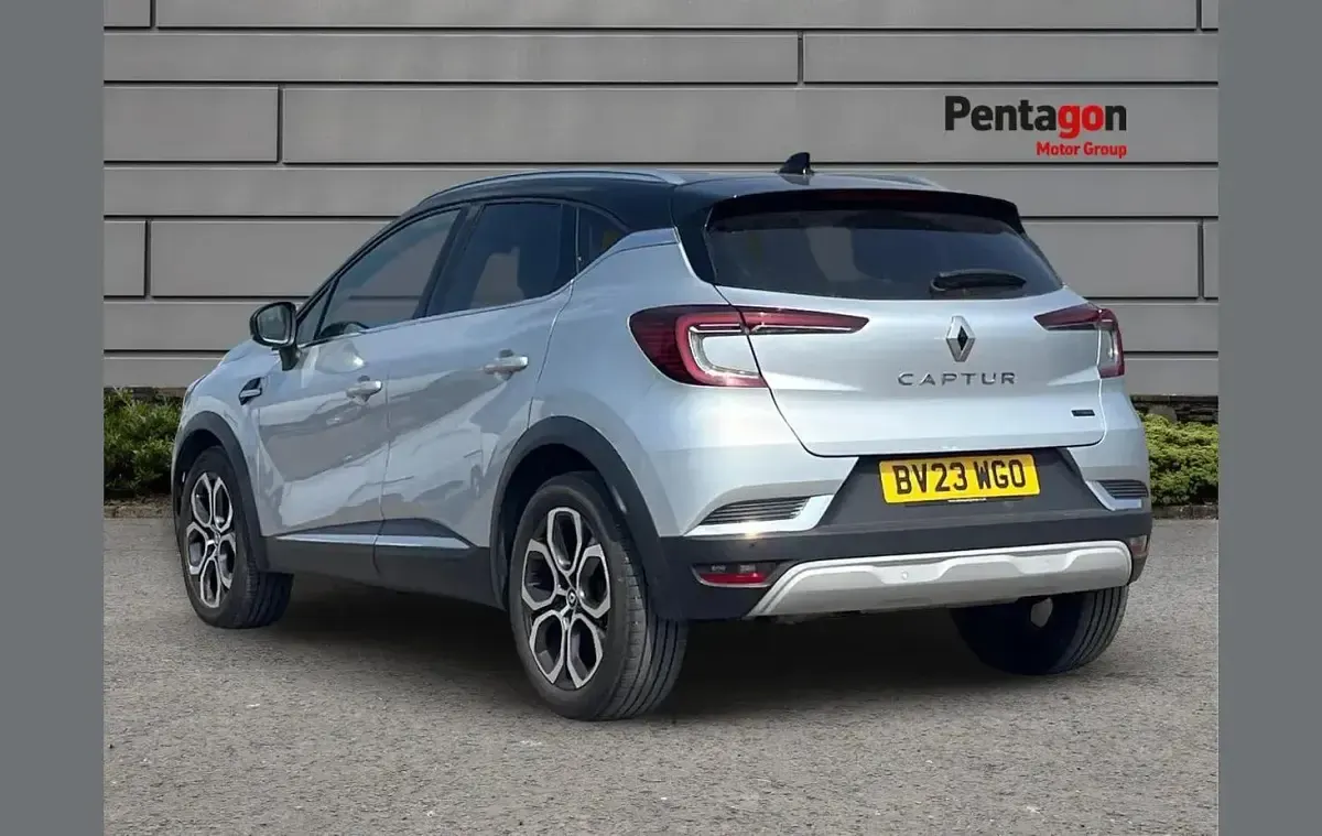 Used Renault Captur Techno 143 HP (105 kW) 2023 Other SUV
