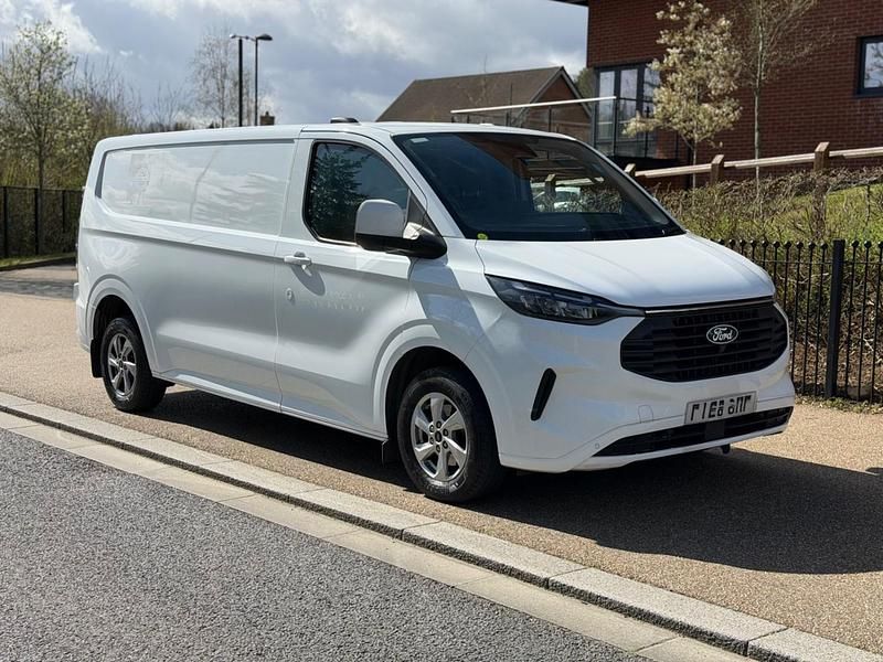 Used Ford Transit Custom Limited 136 HP (100 kW) 2025 White Van