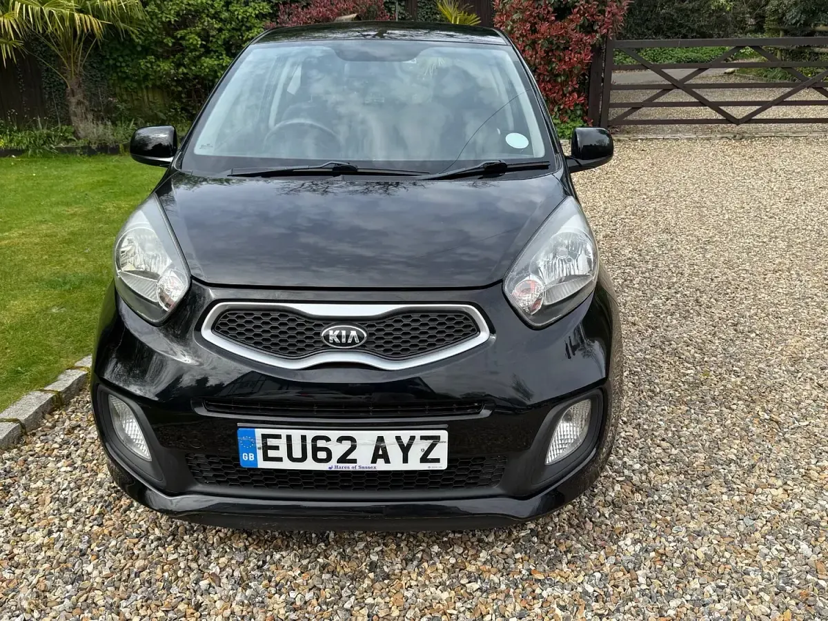 Used Kia Picanto Air 68 HP (50 kW) 2012 Black Hatchback