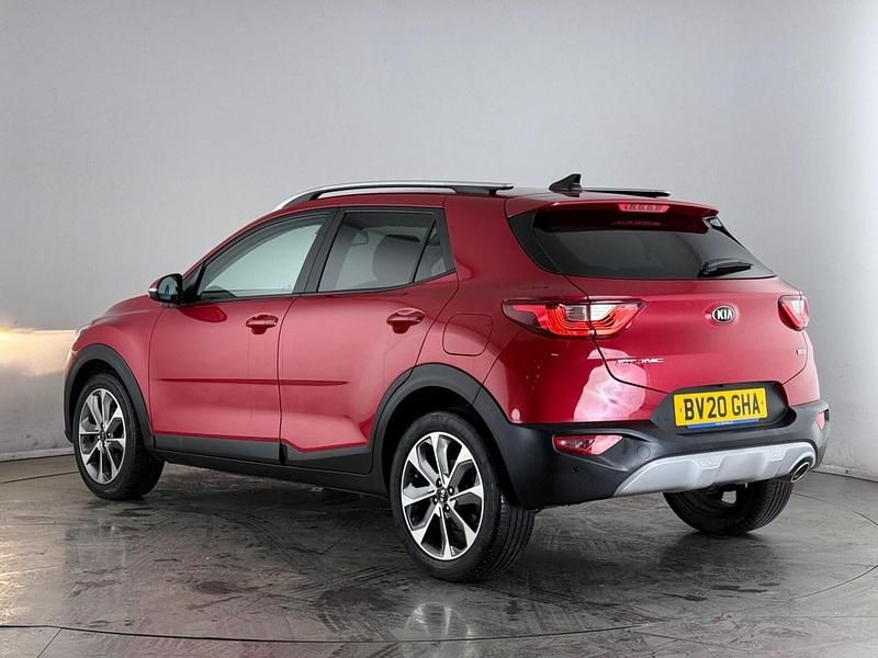Used Kia Stonic 120 HP (88 kW) 2020 Red SUV