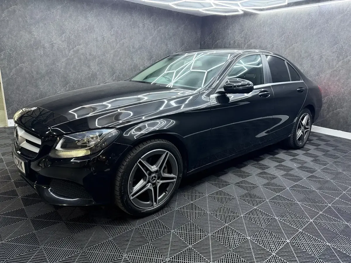 Used Mercedes C220 Executive 170 HP (125 kW) 2017 Black Sedan