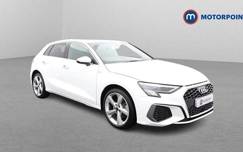 Used Audi A3 Sportback e-tron S-Line 204 HP (150 kW) 2025 Hatchback