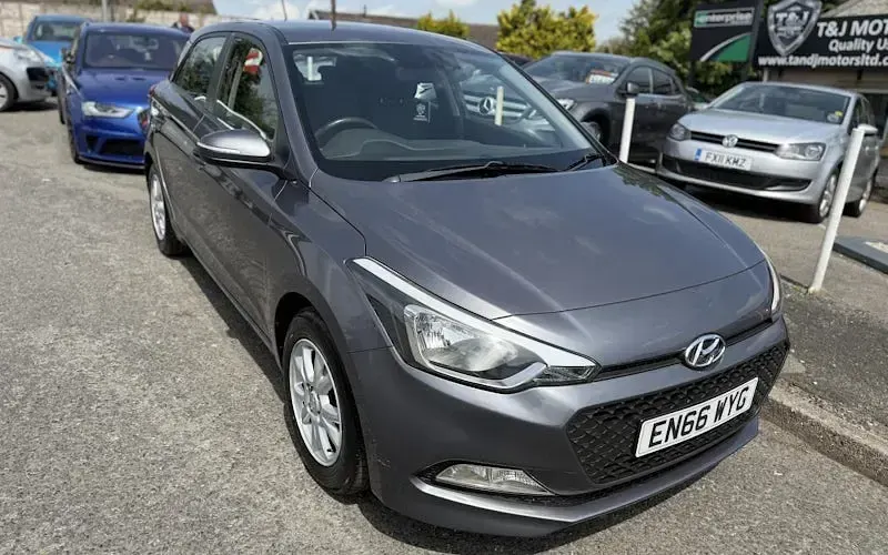 Używany Hyundai i20 SE 84 KM (61 kW) 2018 Hatchback