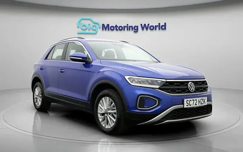Usado VW T-Roc S 110 HP (80 kW) 2023 Azul SUV