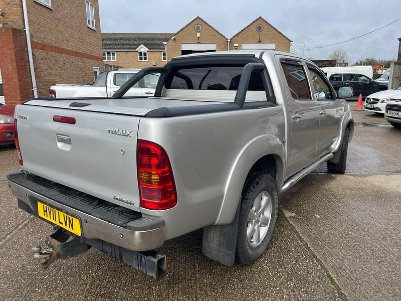 Used Toyota HiLux 2011 Silver Pickup