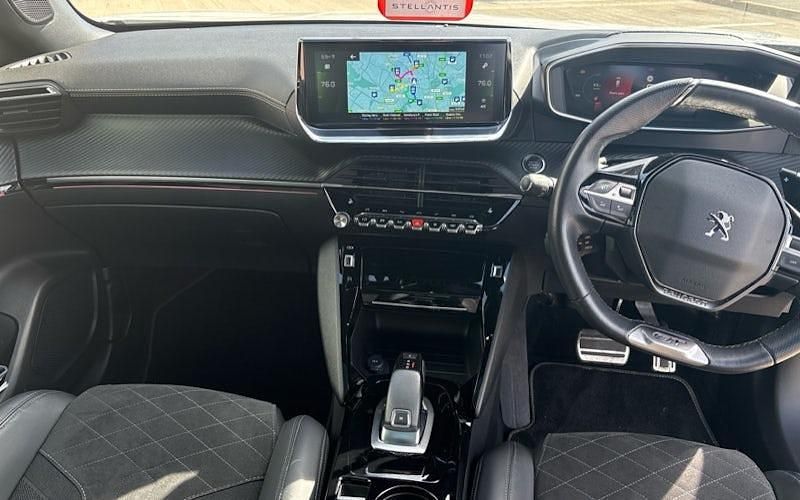 Used Peugeot 2008 Premium 131 HP (96 kW) 2022 SUV