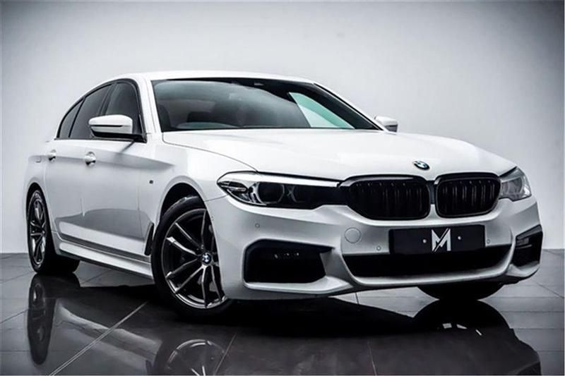 White Used 2019 BMW 530 M Sport Sedan | £19,995 (Good price) - Image 1/4