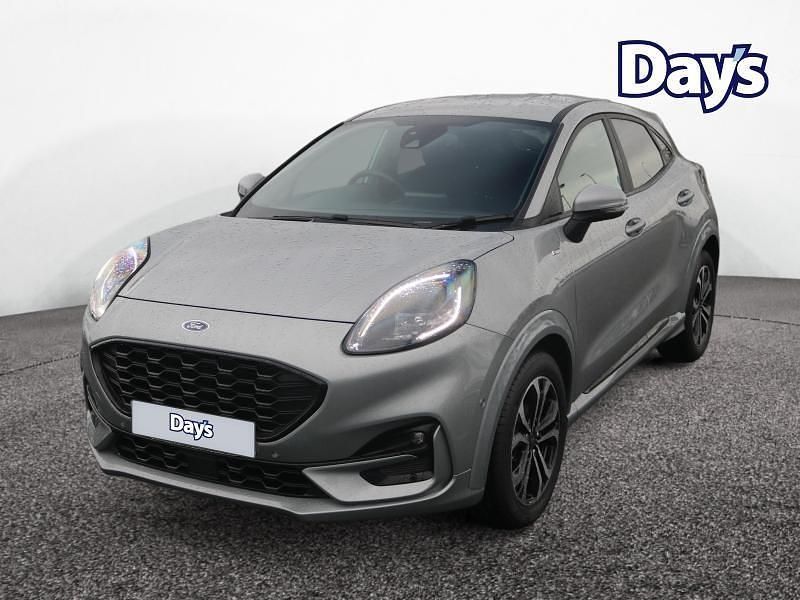 Usado Ford Puma ST-Line 2023 Plateado Utilitario