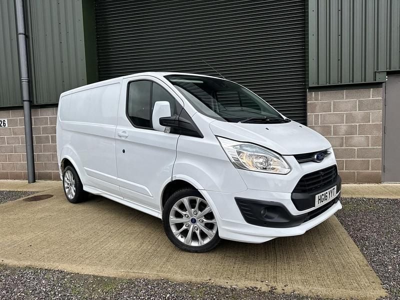 White Used 2016 Ford Transit Custom Sport | £11,000 (Good price) - Image 1/4