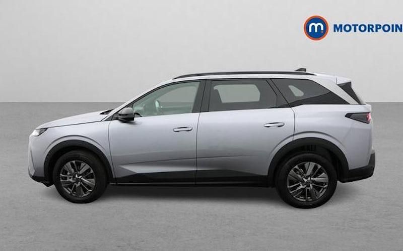 Used Peugeot 5008 Allure 145 HP (106 kW) 2025 Grey SUV