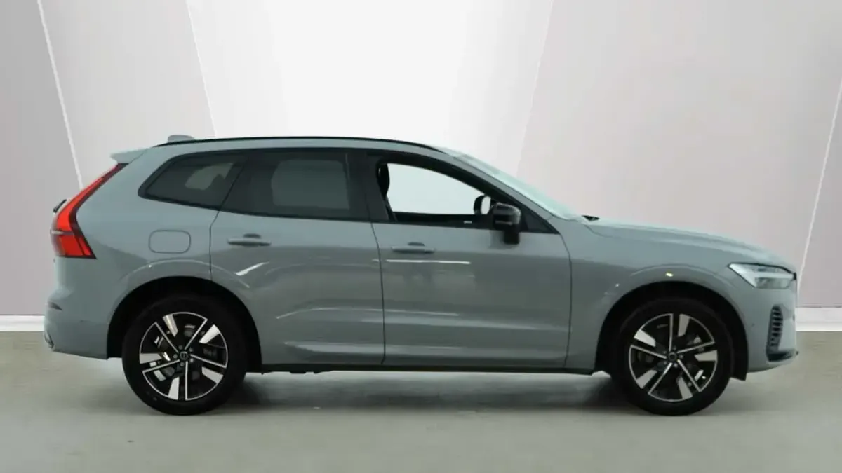 Used Volvo XC60 Plus 350 HP (257 kW) 2026 SUV