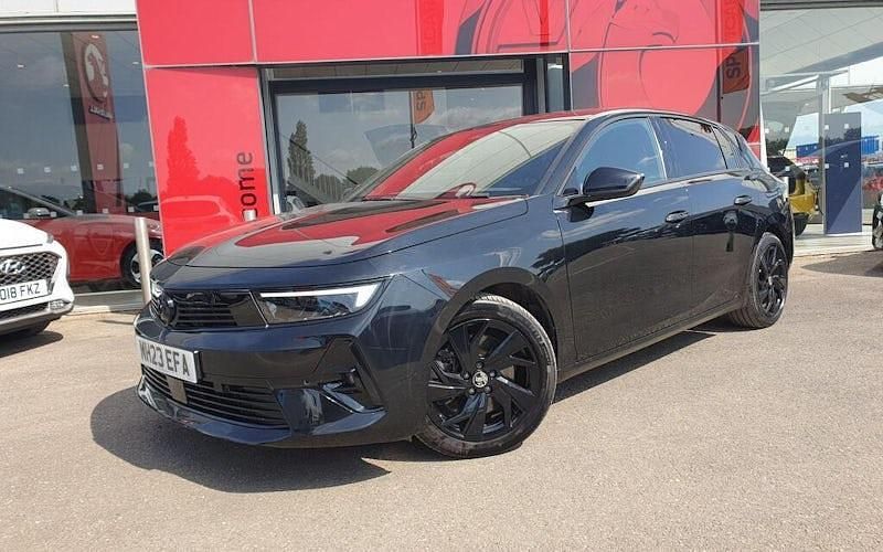 Used Vauxhall Astra 179 HP (131 kW) 2025 Hatchback