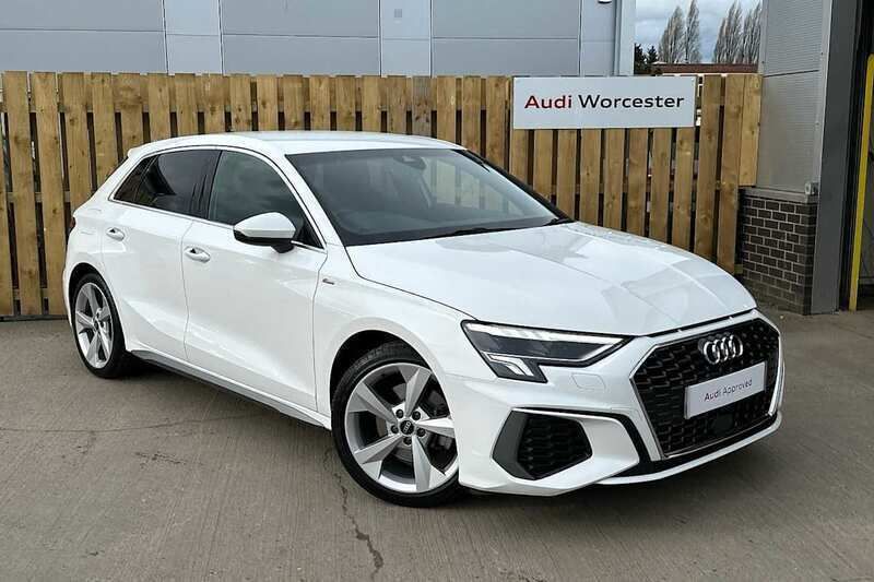 Used Audi A3 S-Line 148 HP (108 kW) 2021 White Hatchback