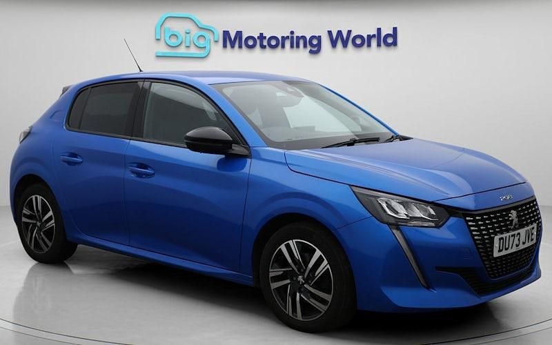 Blue Used 2023 Peugeot 208 Allure+ Hatchback | £13,100 (Good price) - Image 1/4