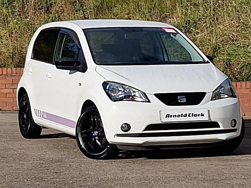 White Used 2018 Seat Mii Design Hatchback | £6,498 (Fair price) - Image 1/4