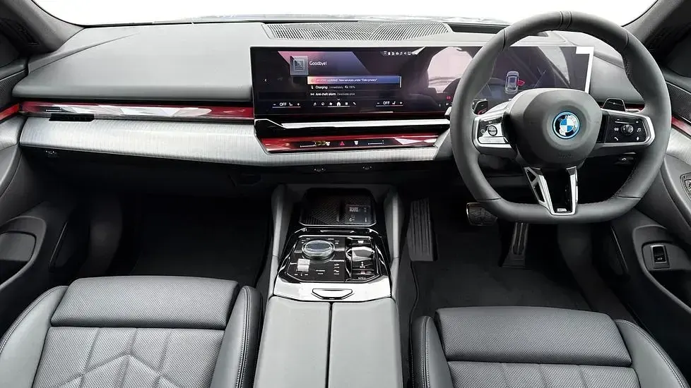 Used BMW 530e M Sport 295 HP (216 kW) 2026 Grey Estate