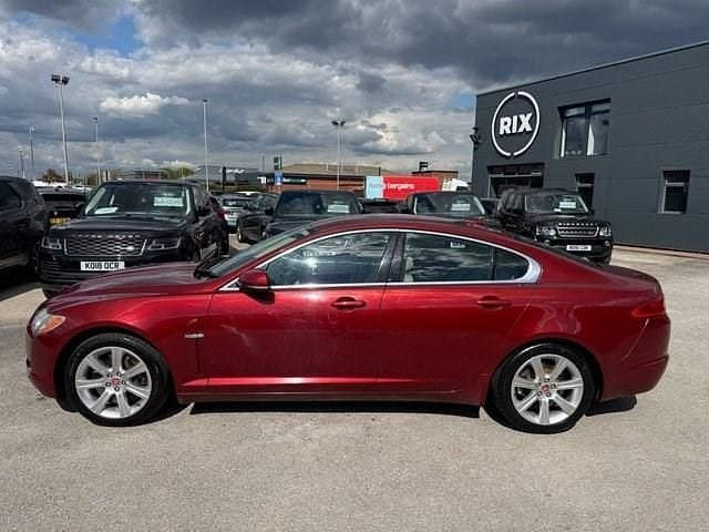 Used Jaguar XF Premium Luxury 240 HP (176 kW) 2009 Red Sedan