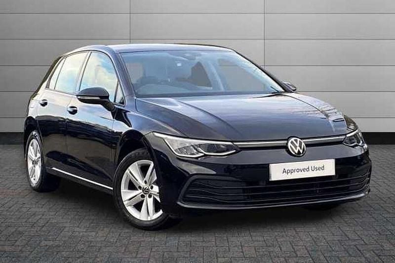 Used 2022 VW Golf VIII | £15,691 (Good price) - Image 1/4