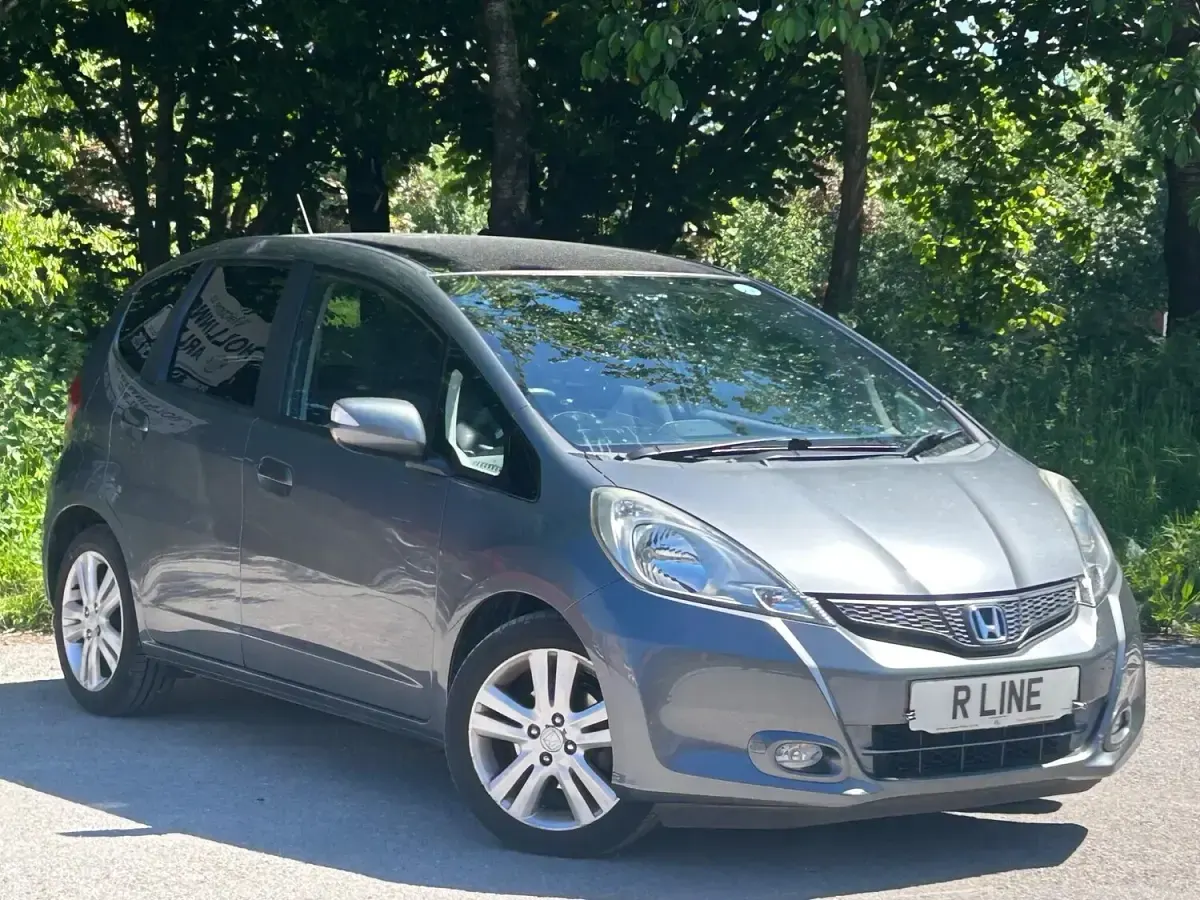 Used Honda Jazz EX 99 HP (72 kW) 2014 Grey Hatchback