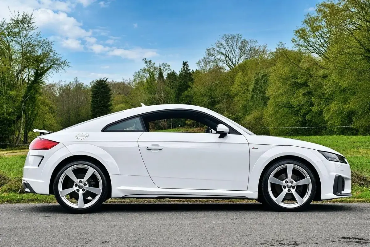 Used Audi TT S-Line 197 HP (144 kW) 2019 White Coupe