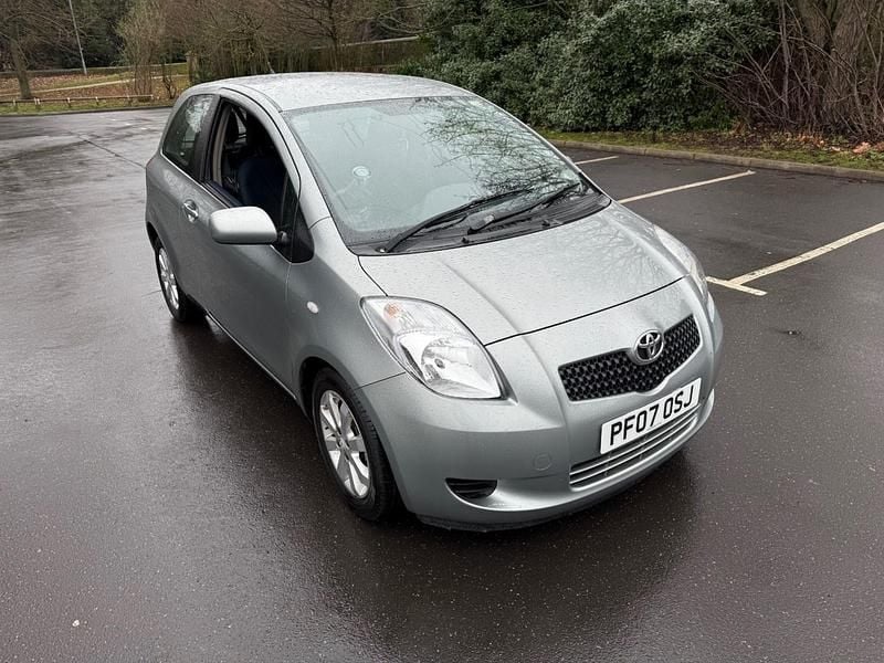 Used Toyota Yaris 2007 Silver Hatchback