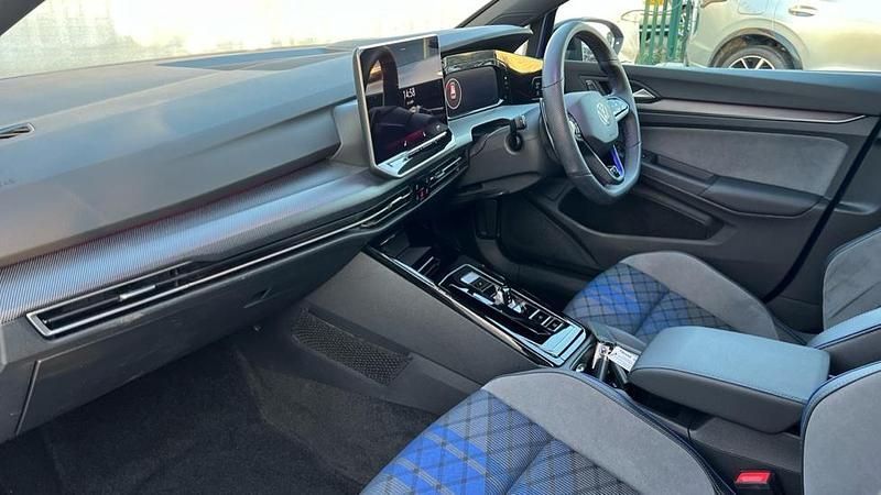 Used VW Golf VIII Black Edition 333 HP (244 kW) 2025 Lapiz blue premium metallic Hatchback