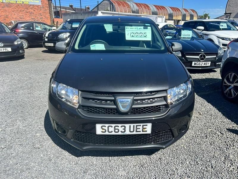 Used Dacia Sandero Ambiance 75 HP (55 kW) 2014 Black Hatchback
