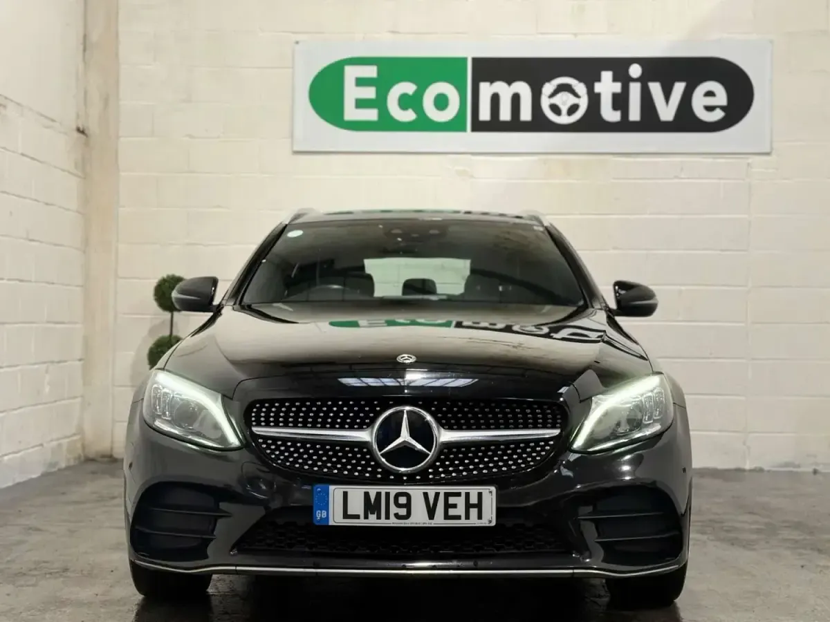 Usado Mercedes C220 AMG Line Premium 2019 Preto Carrinha