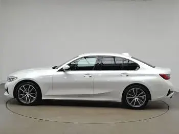 Used BMW 320 Sport Line 184 HP (135 kW) 2021 White Sedan