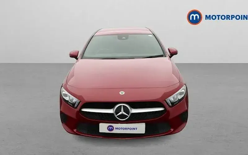 Used Mercedes A180 Executive 136 HP (100 kW) 2022 Red Hatchback