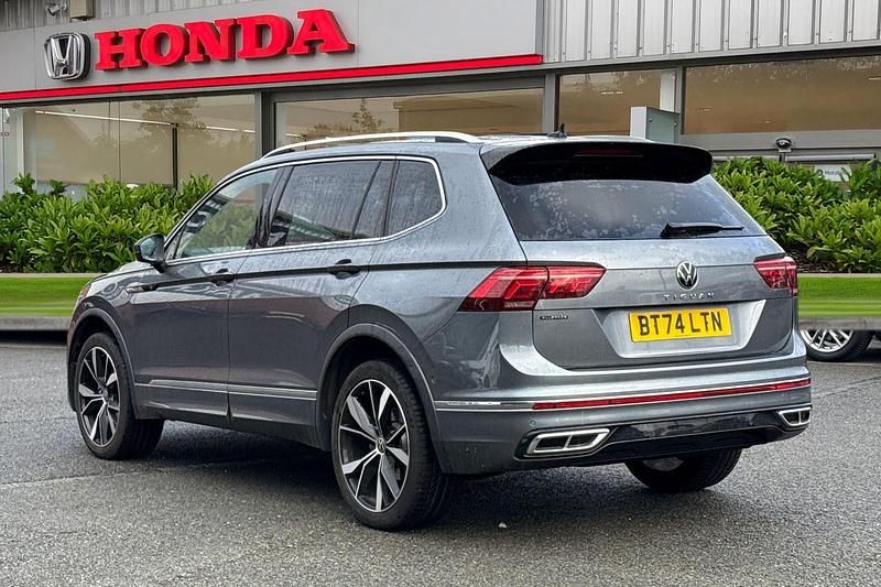 Used VW Tiguan Allspace R-line 150 HP (110 kW) 2024 Grey SUV