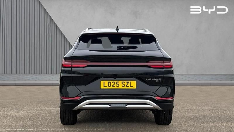 Used BYD Seal U Boost 218 HP (160 kW) 2025 Black SUV