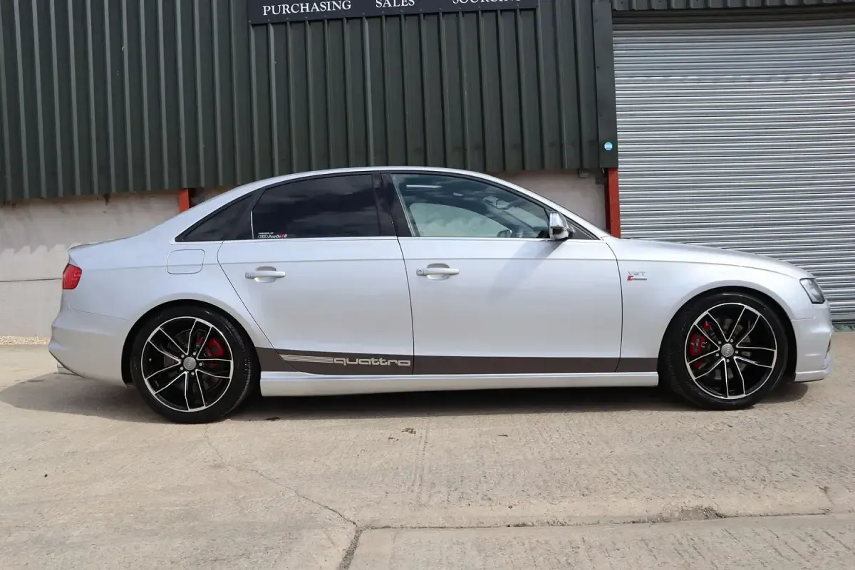 Used Audi S4 333 HP (244 kW) 2013 Silver Sedan