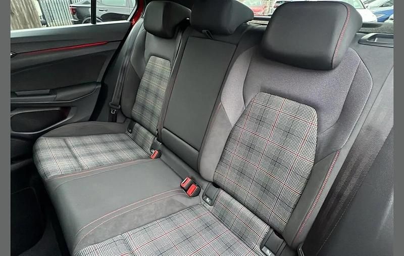 New VW Golf VIII GTI 265 HP (194 kW) 2025 Red Hatchback