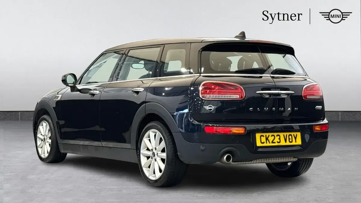 Used Mini Cooper Clubman Classic 134 HP (98 kW) 2023 Black Estate