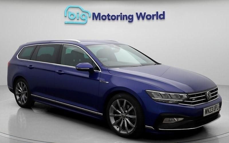 Used 2024 VW Passat R-line Estate | £26,000 (Expensive) - Image 1/4