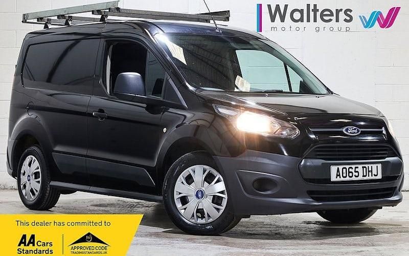 Red Used 2015 Ford Transit Connect MPV | £5,400 (Fair price) - Image 1/4