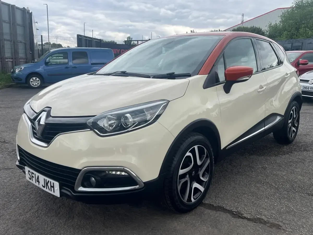 Gebraucht Renault Captur Dynamique 90 PS (66 kW) 2014 Orange SUV