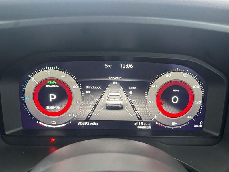 Used Nissan X-Trail Tekna 204 HP (150 kW) 2024 Grey SUV