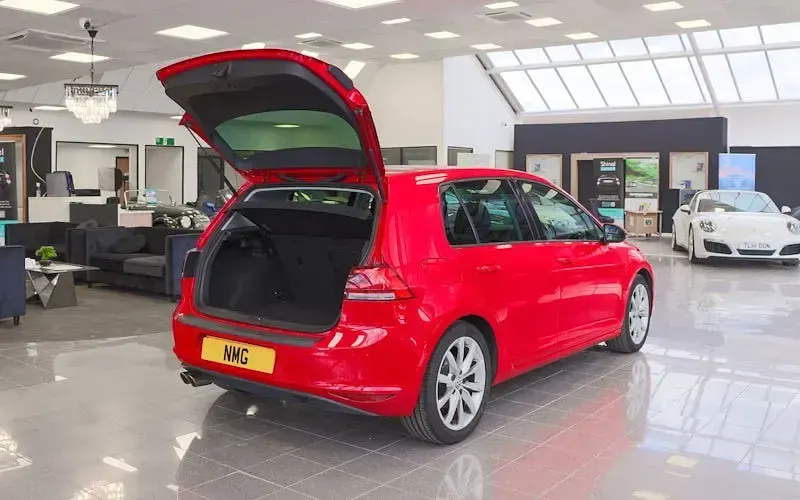 Used VW Golf VII GT 140 HP (102 kW) 2013 Red Hatchback