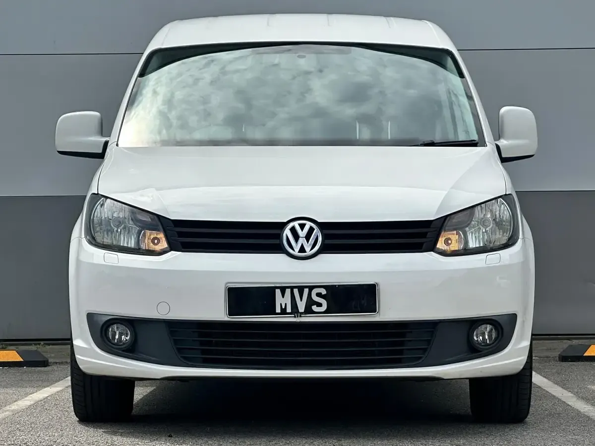 Used VW Caddy Trendline 102 HP (75 kW) 2015 White MPV