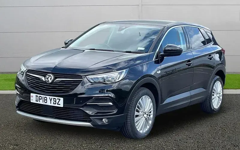 Used Vauxhall Grandland X Sport 131 HP (96 kW) 2018 Black SUV