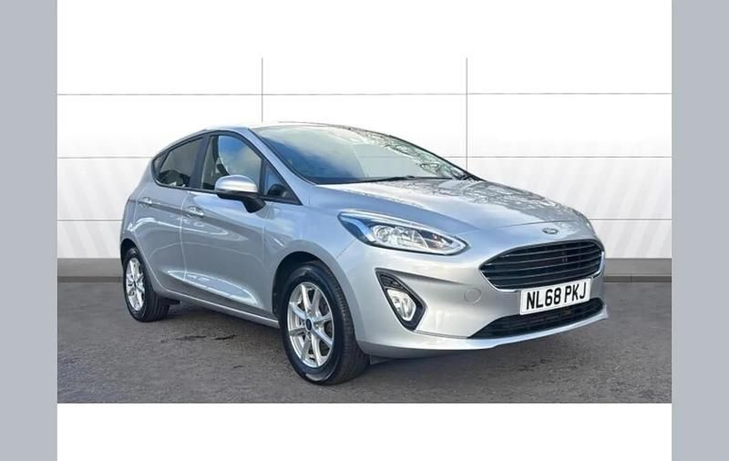Silver Used 2018 Ford Fiesta Zetec Hatchback | £7,503 (Fair price) - Image 1/4