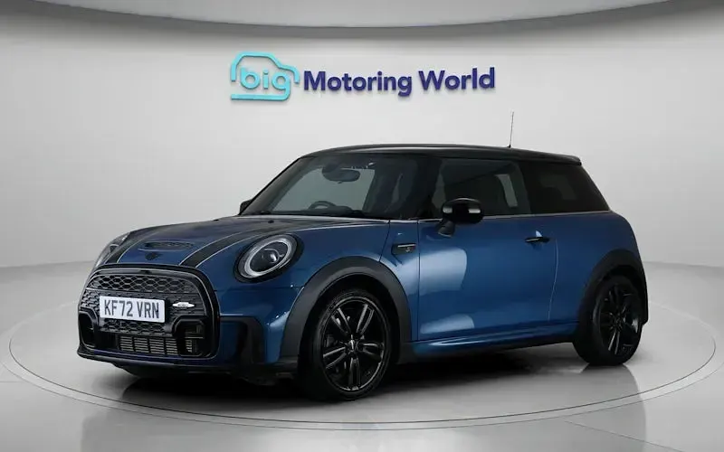 Usado Mini Cooper S Hatch 178 CV (130 kW) 2022 Azul Utilitario