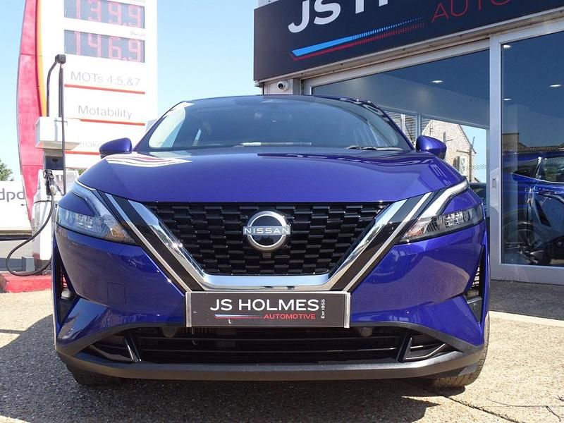 Used Nissan Qashqai Acenta Premium 158 HP (116 kW) 2022 Blue SUV