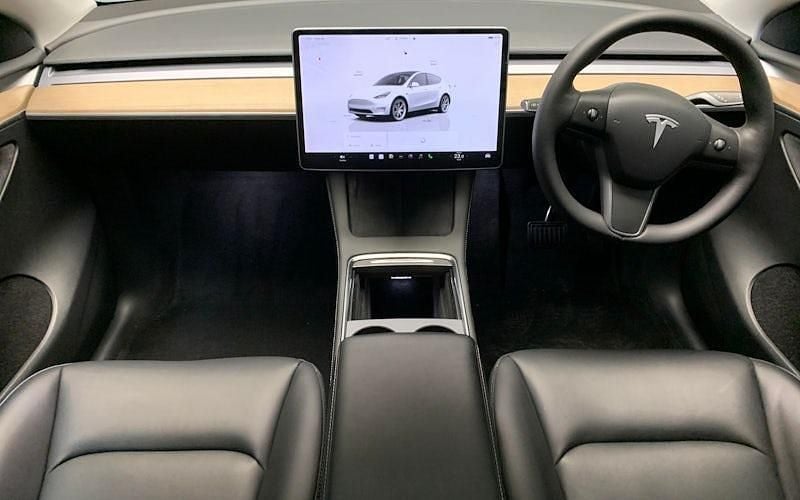 Used 2025 Tesla Model Y Long Range AWD SUV | £24,679 (Super price) - Image 1/1