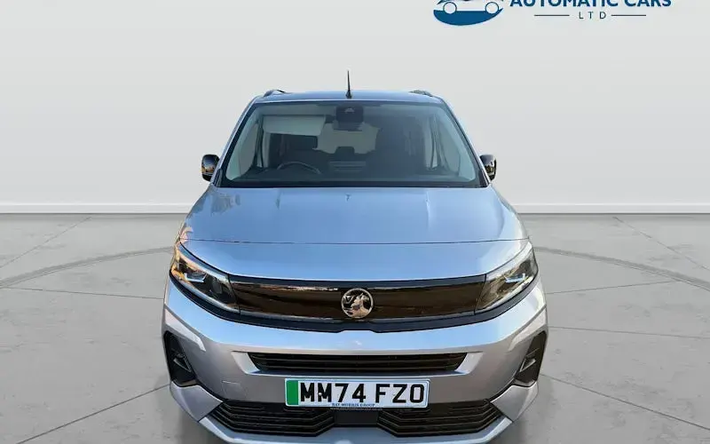 Used Vauxhall Combo Ultimate 100 kW (136 HP) 2026 MPV