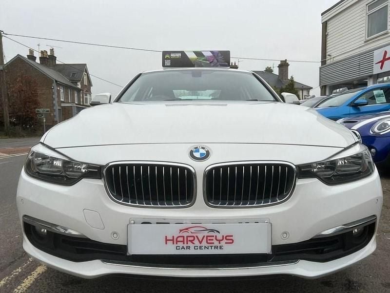 Used BMW 330 Luxury Line 252 HP (185 kW) 2015 White Sedan